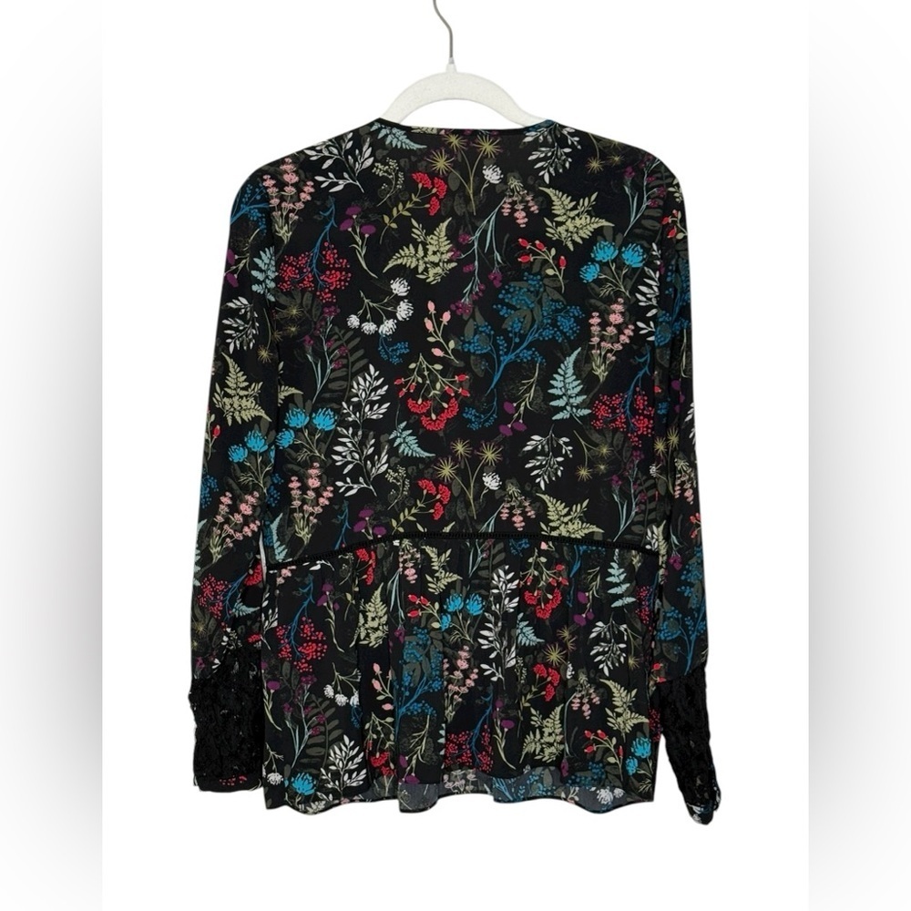T Tahari Black Long Sleeve Floral Blouse with front ties and Tassels S - Picture 3 of 8